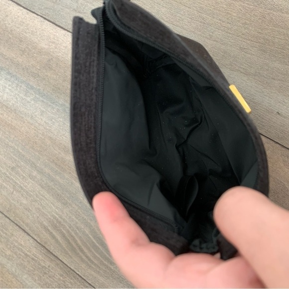 Givenchy small cosmetic zippered pouch black - Picture 2 of 5